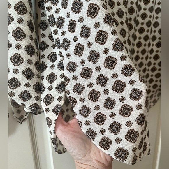 MICHAEL Michael Kors White with Pattern Design Blouse Women’s Size Medium - Picture 7 of 14